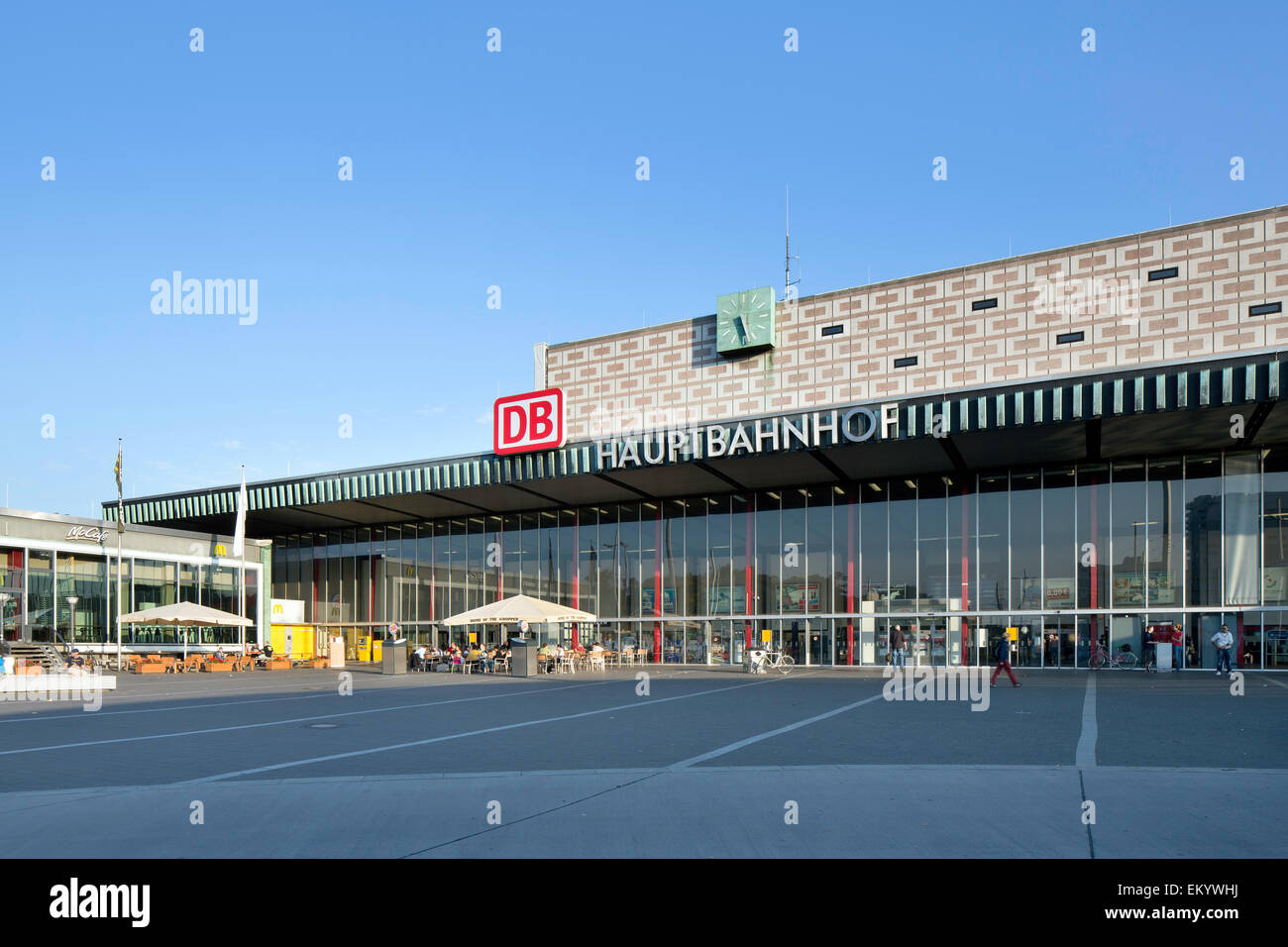 Central station Braunschweig, Lower Saxony, Germany Stock Photo - Alamy