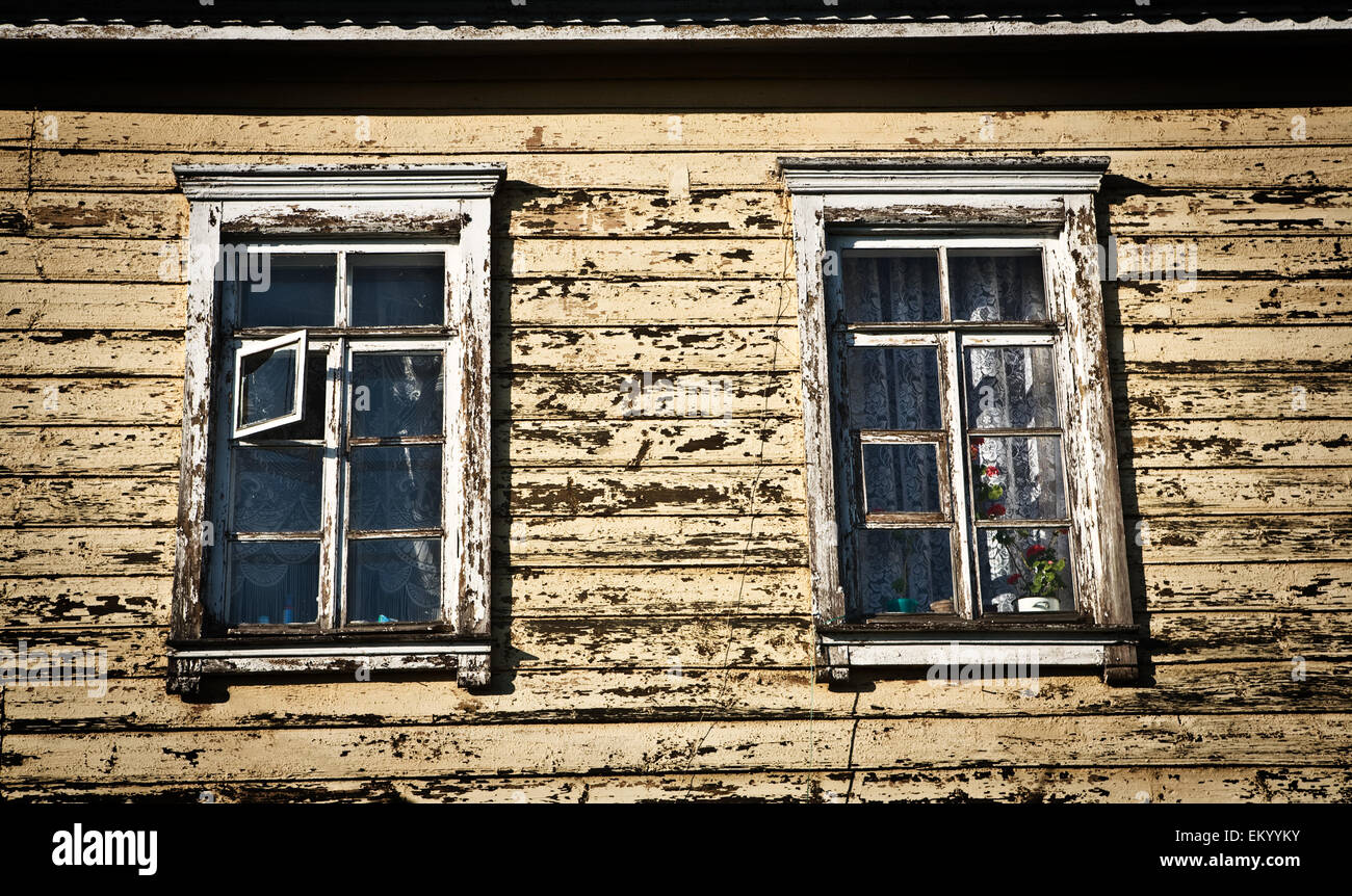 old wall with windows Stock Photo - Alamy