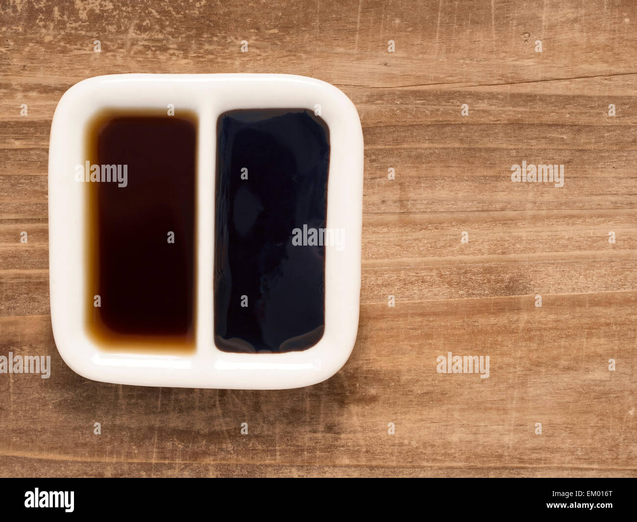 dark and light soy sauce Stock Photo Alamy