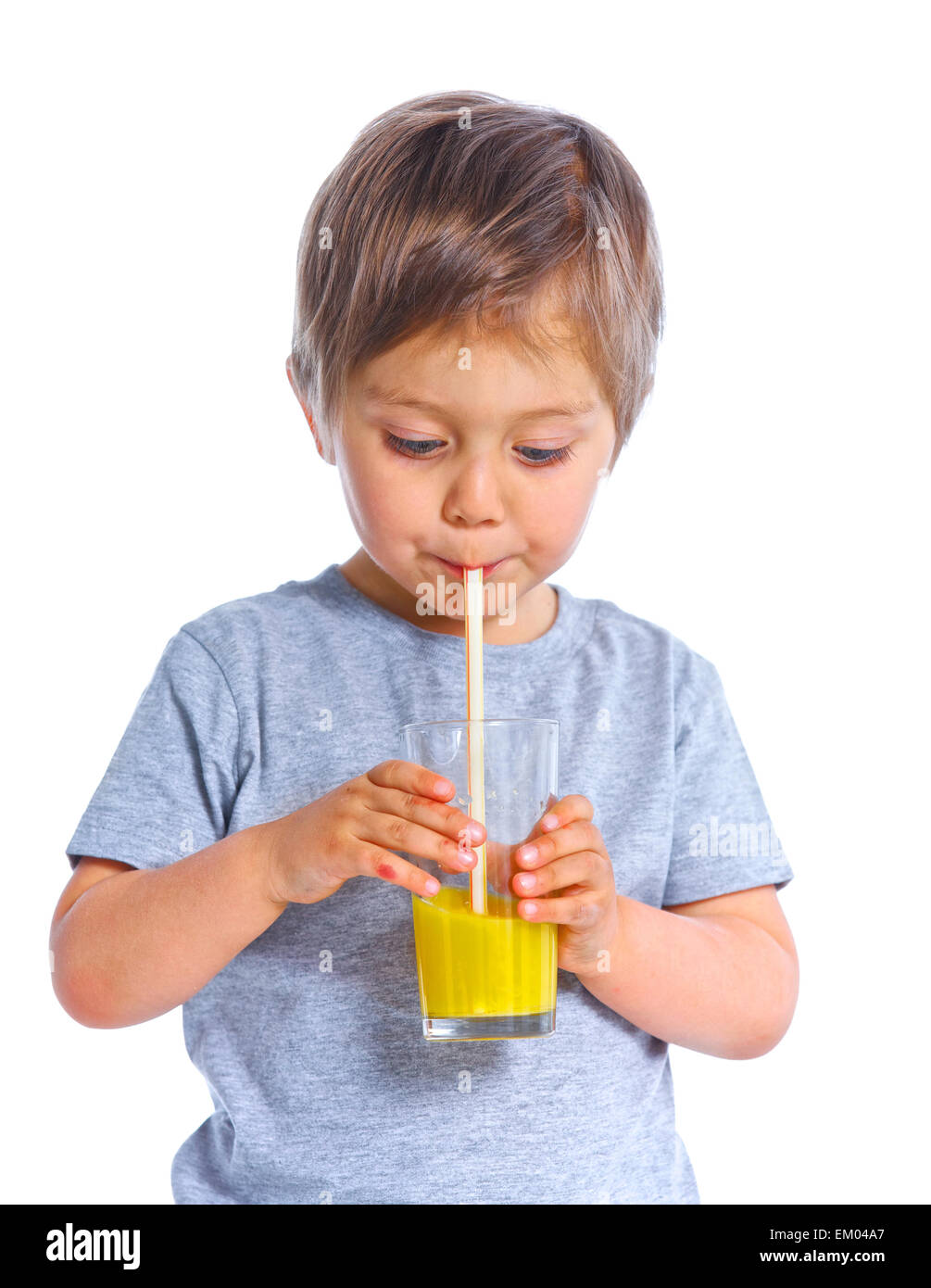 Пьет сок написать. Мальчик сок. Пить сок. Питье карточки для детей. Мальчик пьет сок.