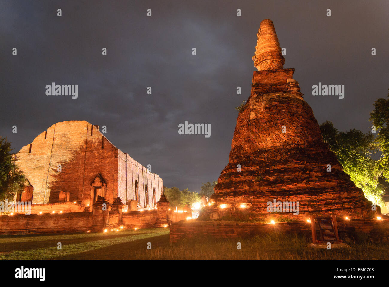 Ayutthaya architecture hi-res stock photography and images - Alamy