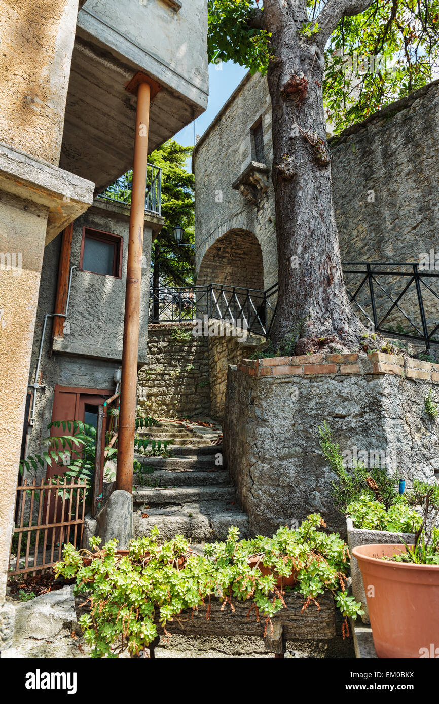 Patio in Italy Stock Photo Alamy
