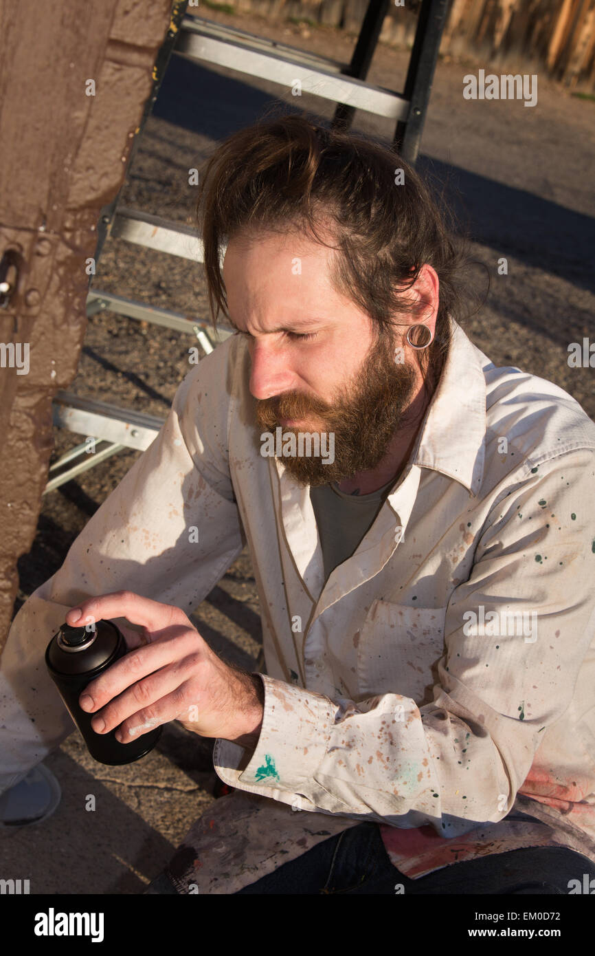 Spray Paint Artist Stock Photo - Alamy