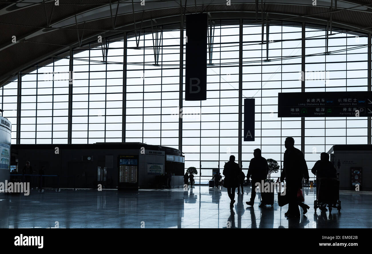Waiting room passengers in airport hi-res stock photography and images ...