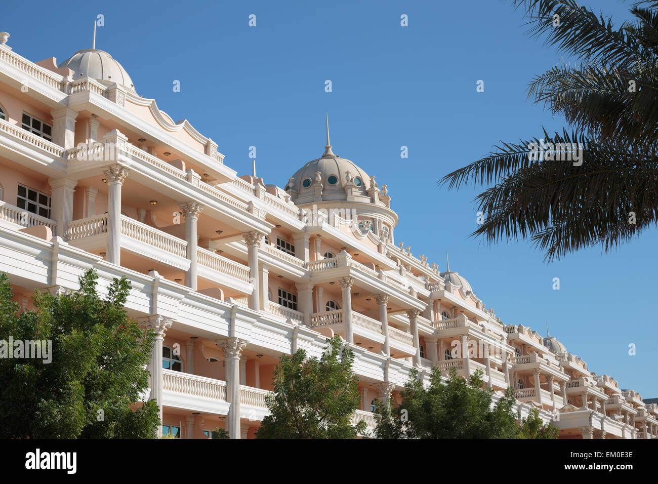 Dubai Uae November 7 Kempinski Hotel And Residences Palm