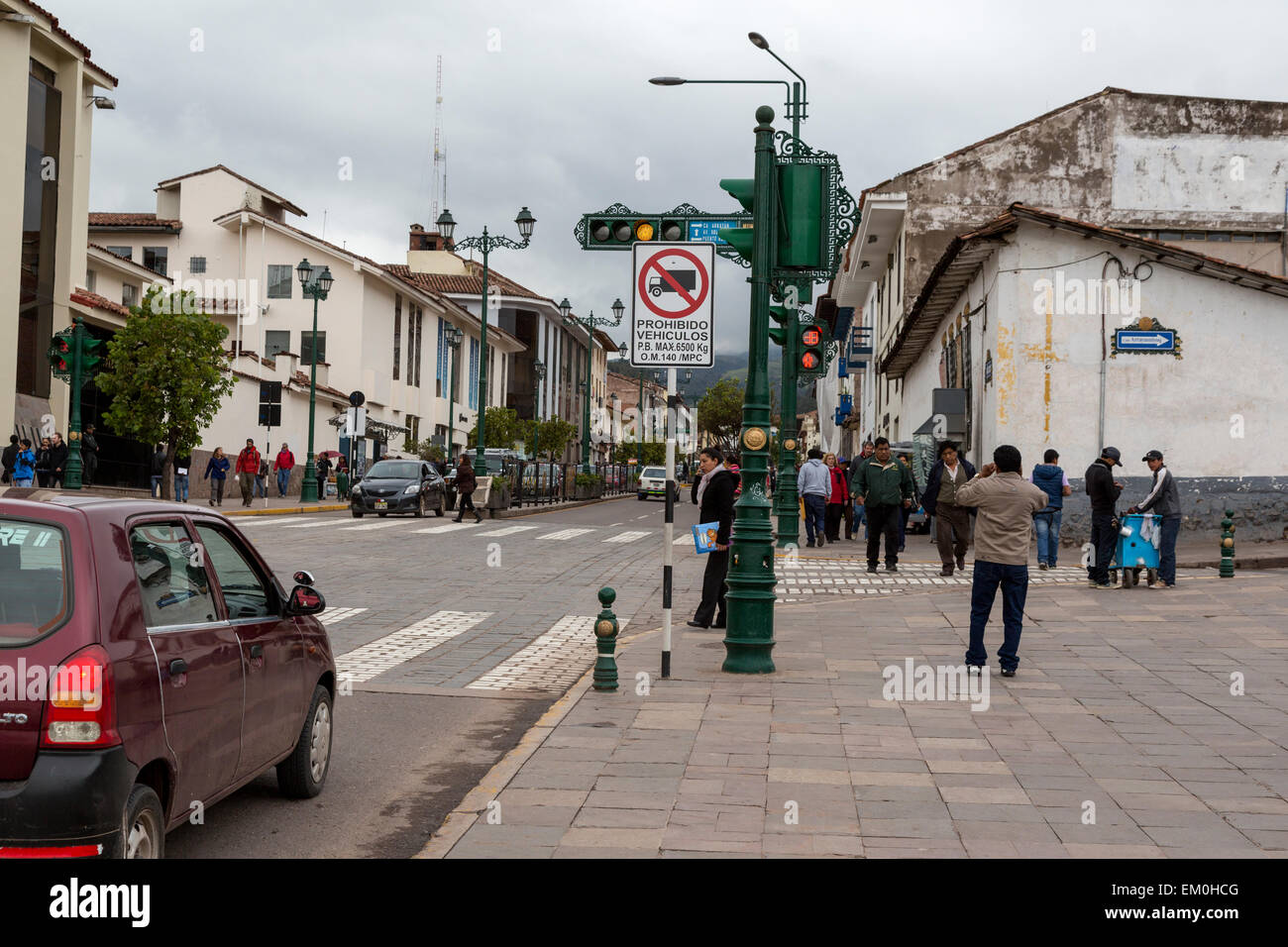 Peru, Cusco.  Mid-day Street Scene, Avenida del Sol. Stock Photo