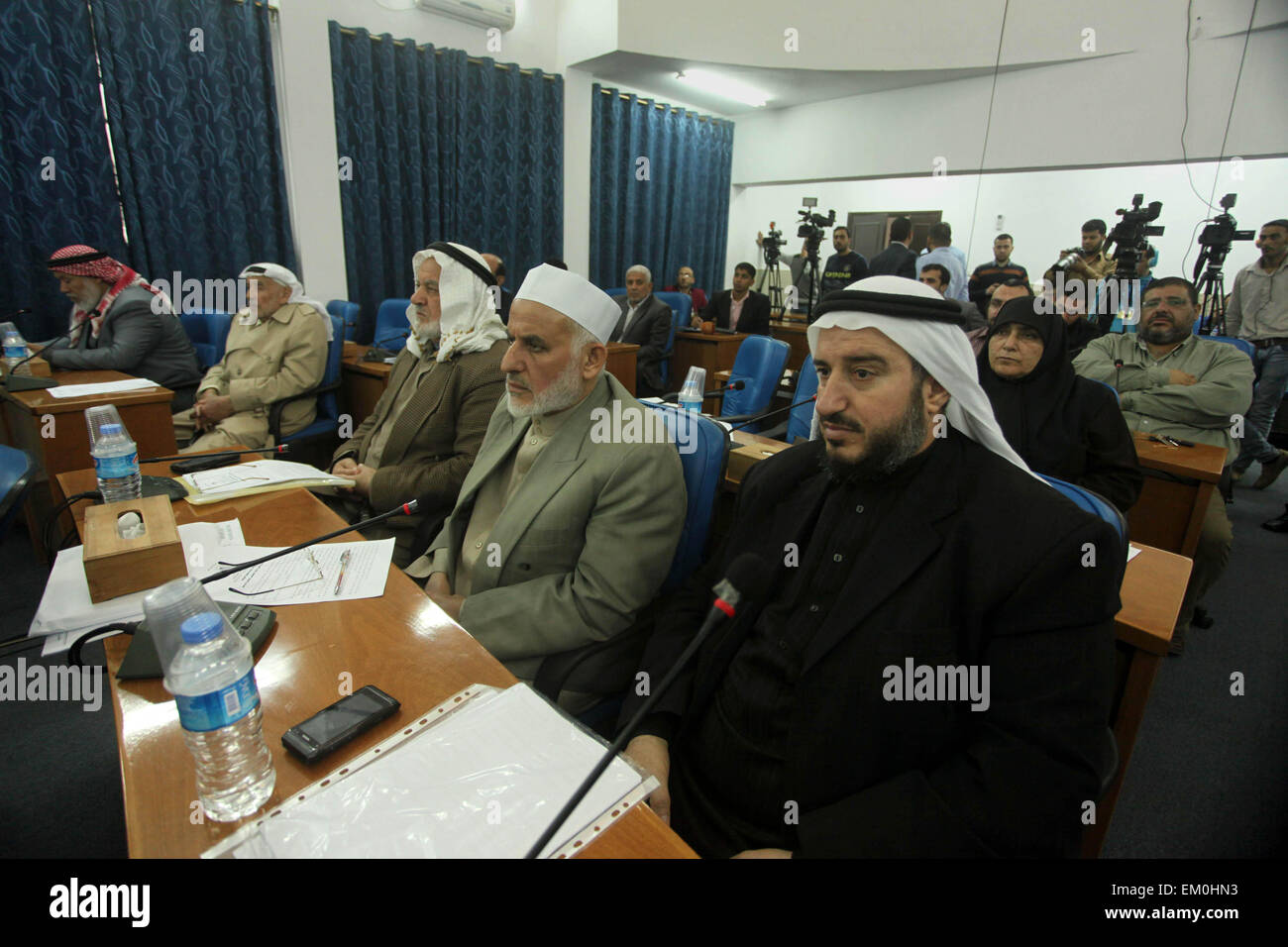 Gaza City, Gaza Strip, Palestinian Territory. 15th Apr, 2015. Members