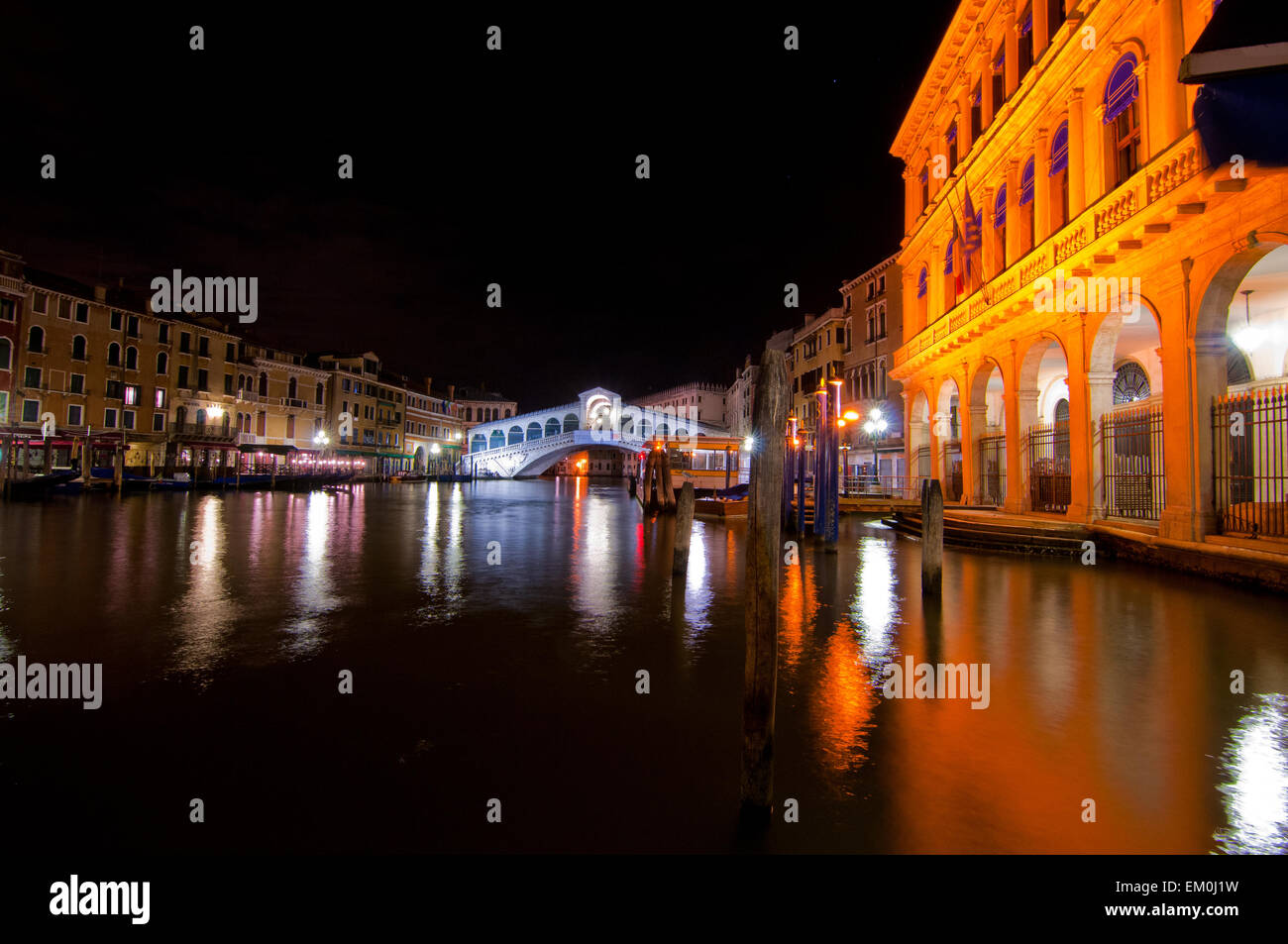 Venice Italy Rialto bridge view Stock Photo - Alamy