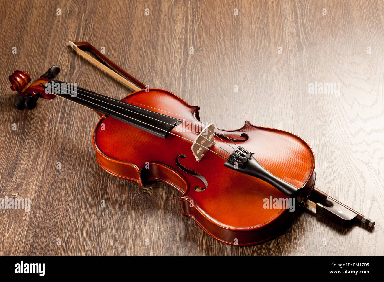 Red Roses And Violin Red roses and a violin Stock Photo - Alamy