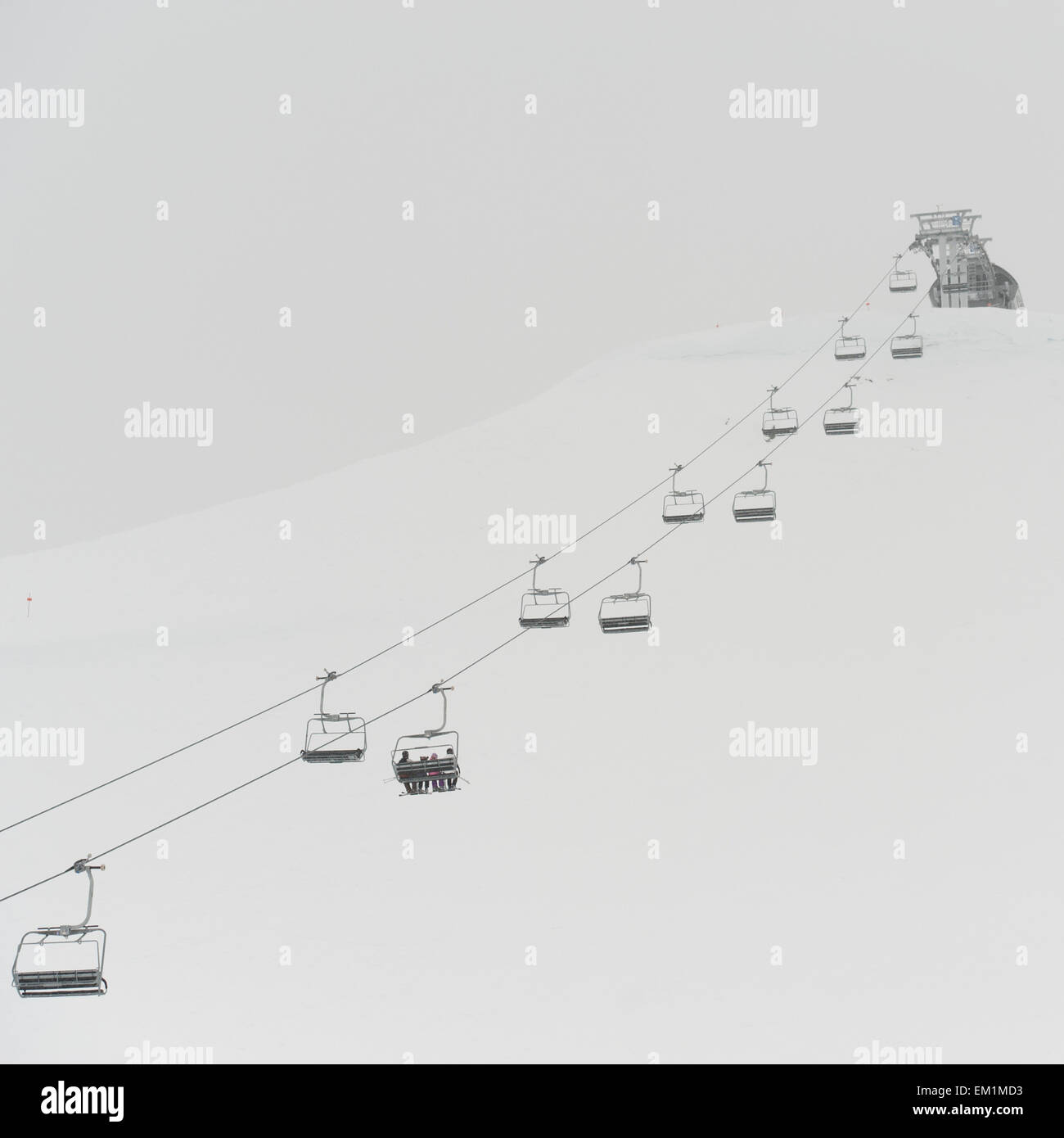 Chair lift mountains in whistler hires stock photography and images