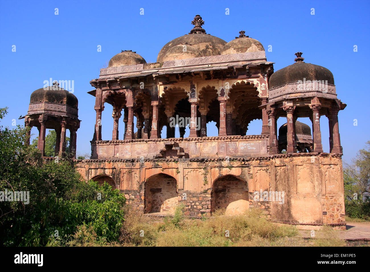 Arched temple at Ranthambore Fort, Rajasthan, India Stock Photo