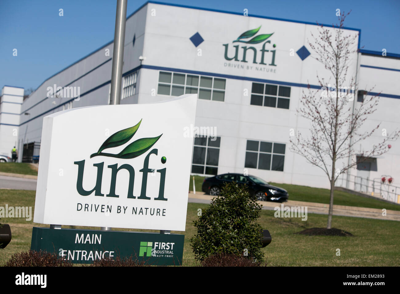 Unfi hires stock photography and images Alamy