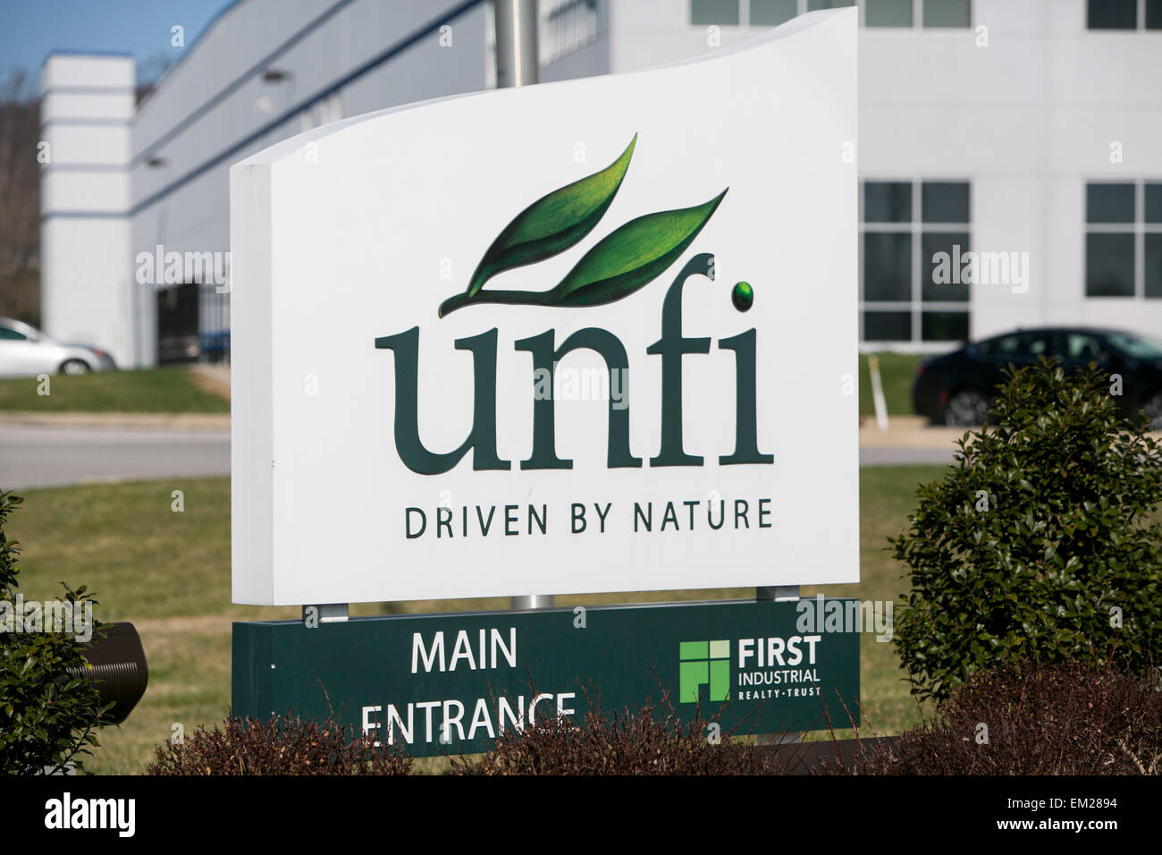 A logo sign outside a facility operated by United Natural Foods, Inc. (UNFI), in York, Pennsylvania Stock Photo