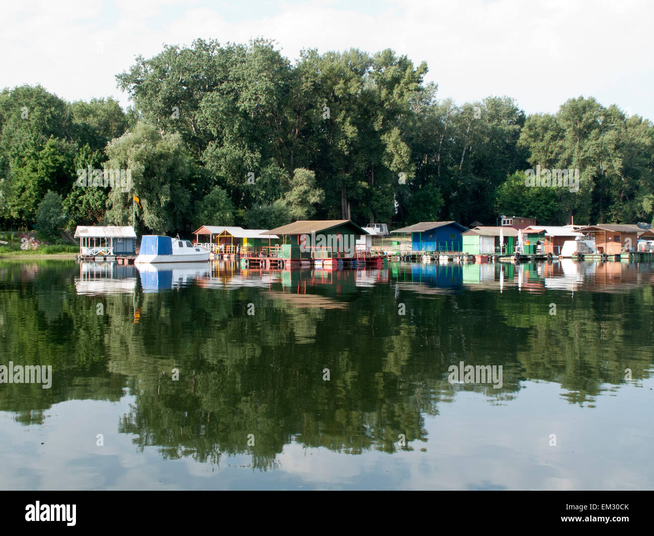 Floating houses on the Danube in Novi Sad in Serbia Stock Photo Alamy