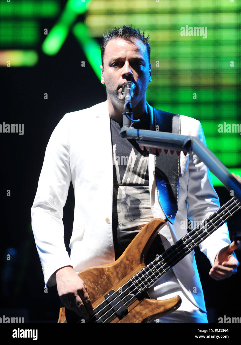 26 June 10 Glastonbury Chris Wolstenholme Of Muse Performs On Stock Photo Alamy