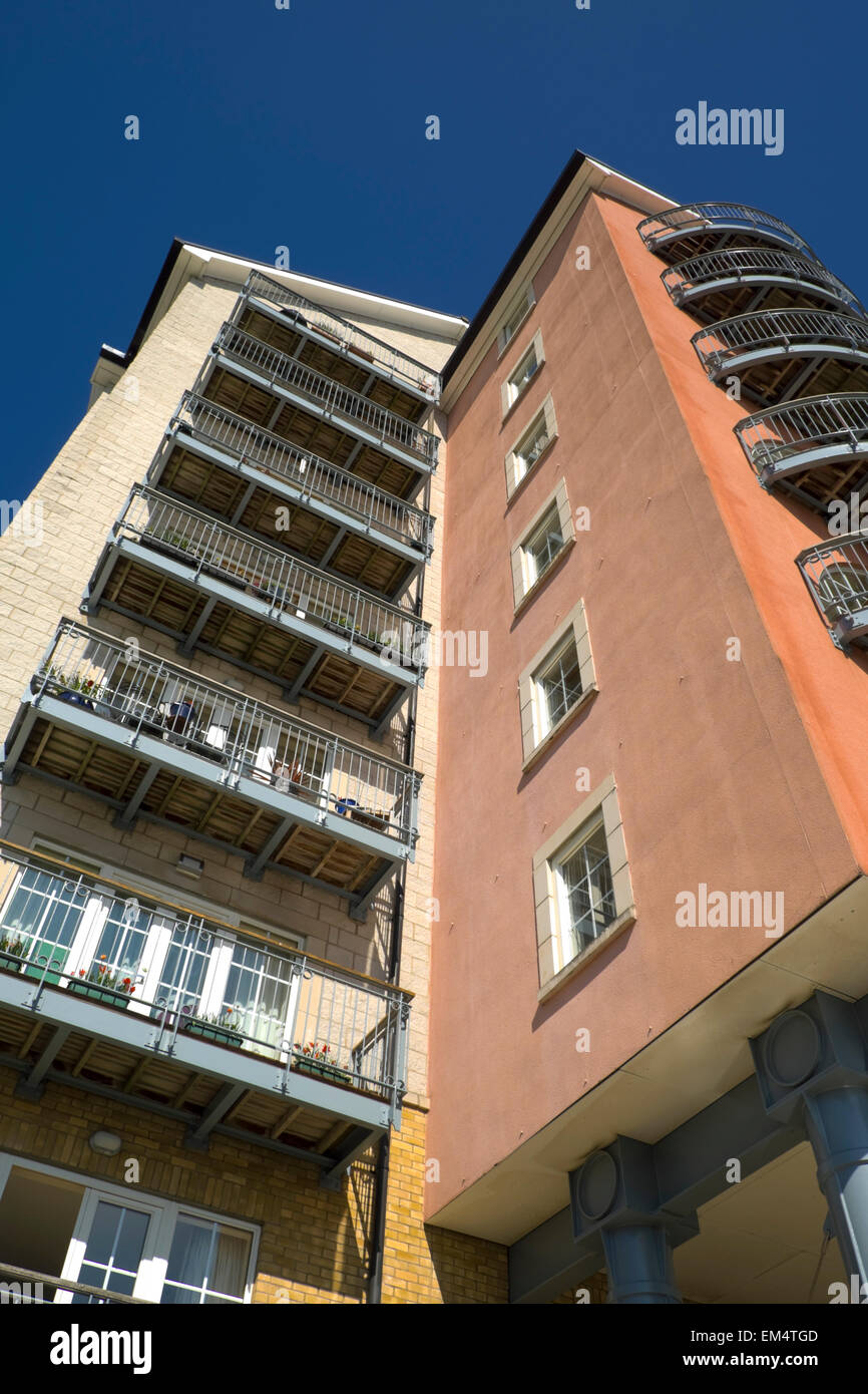 Portishead Marina Somerset England Waterside Apartments Stock Photo Alamy