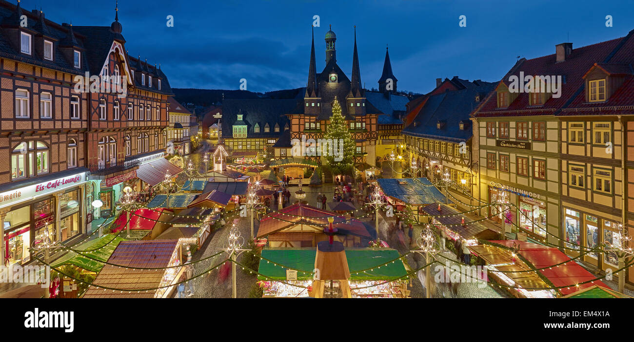 Town hall with Christmas Market in Wernigerode, Germany Stock Photo Alamy