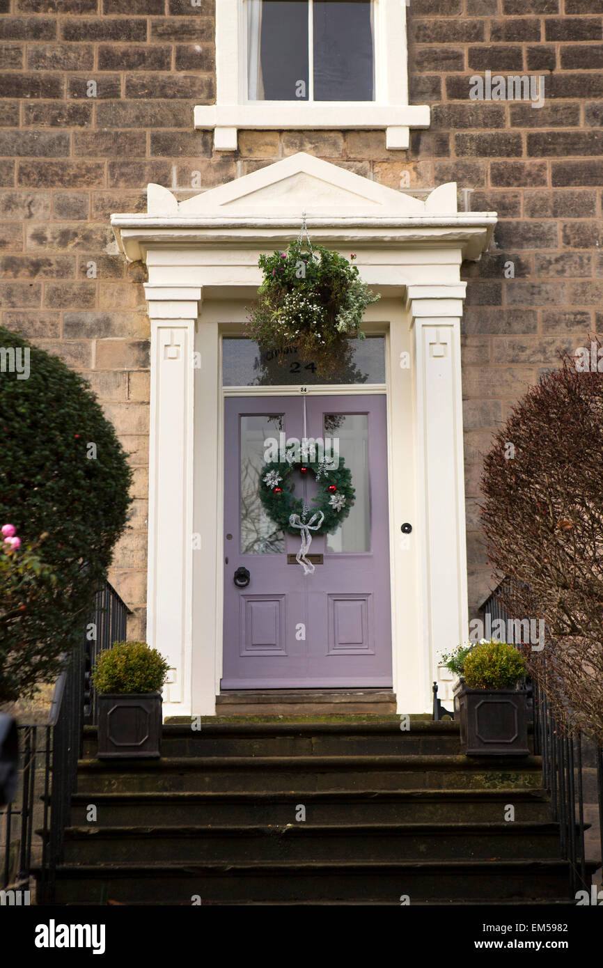 UK England Yorkshire Harrogate Swan Street Christmas wreath on door of elegant Regency house : doors swan st - pezcame.com