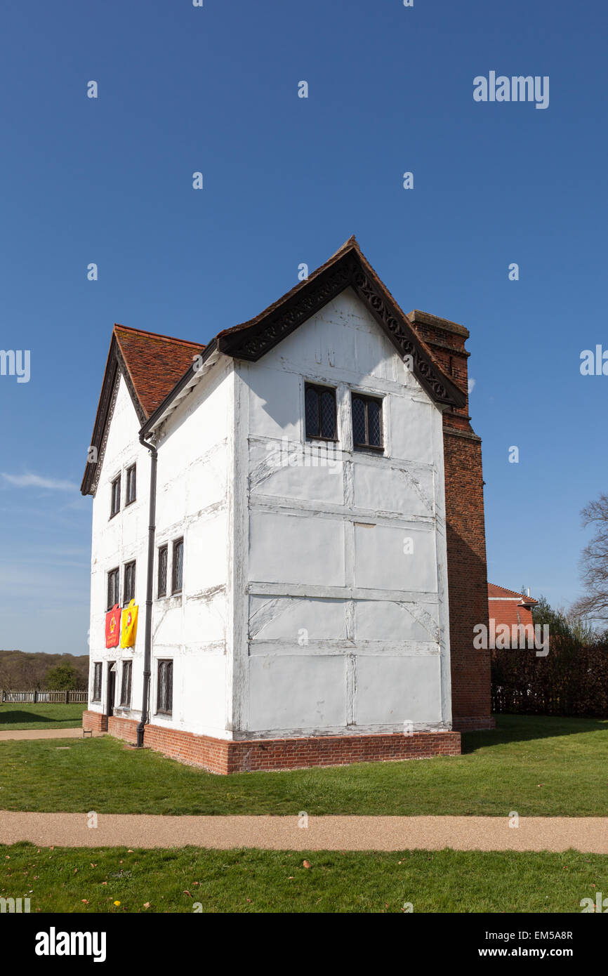 English hunting lodge hires stock photography and images Alamy