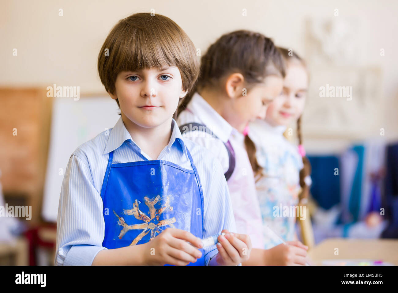 Children drawing and painting Stock Photo - Alamy
