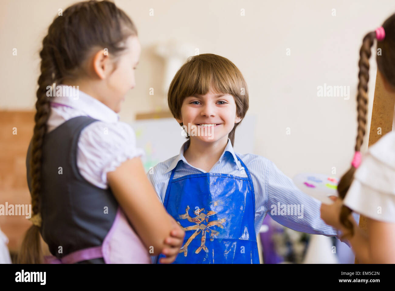 Children drawing and painting Stock Photo - Alamy