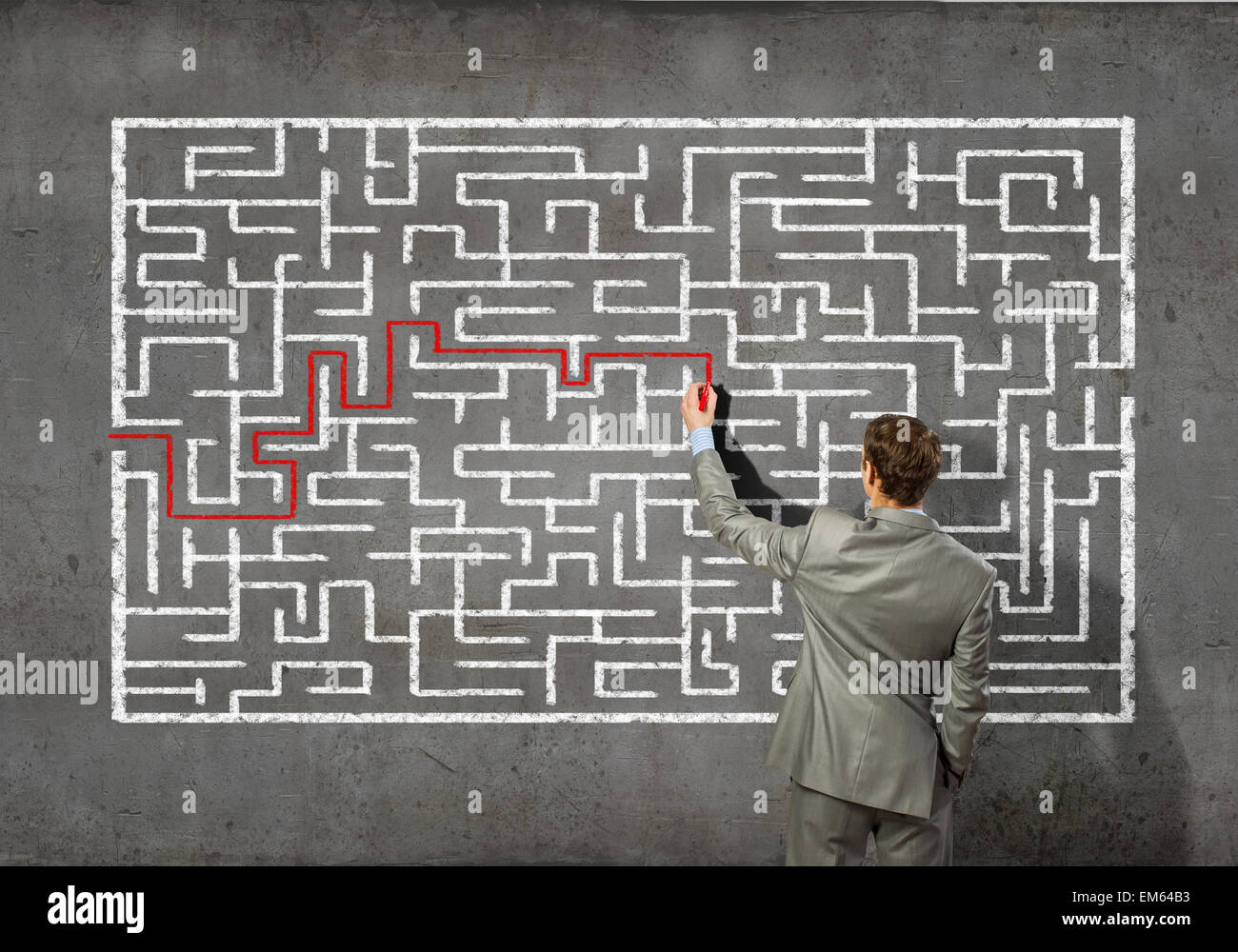 Лесной лабиринт. В поисках лабиринта книга. Лабиринт выбрать путь. Как выбраться из лабиринта. Помоги лисичке выбраться из лабиринта.