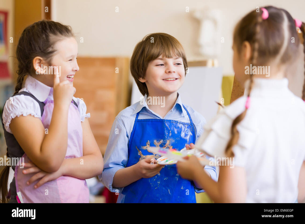 Children drawing and painting Stock Photo - Alamy