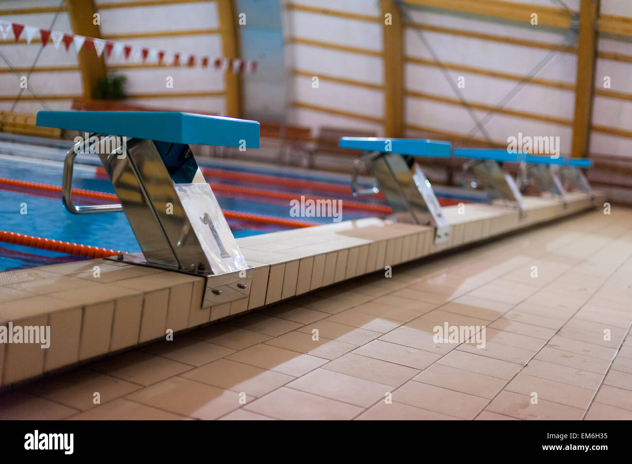 Swimming pool start hires stock photography and images Alamy