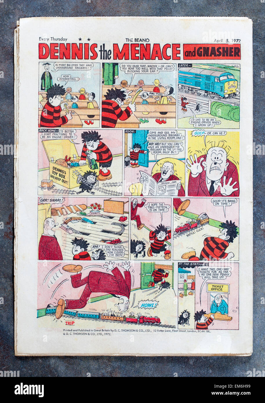 Back Page of a vintage copy of The Beano Comic Edition No 1551 April 8th 1972 featuring Dennis the Menace Story Stock Photo