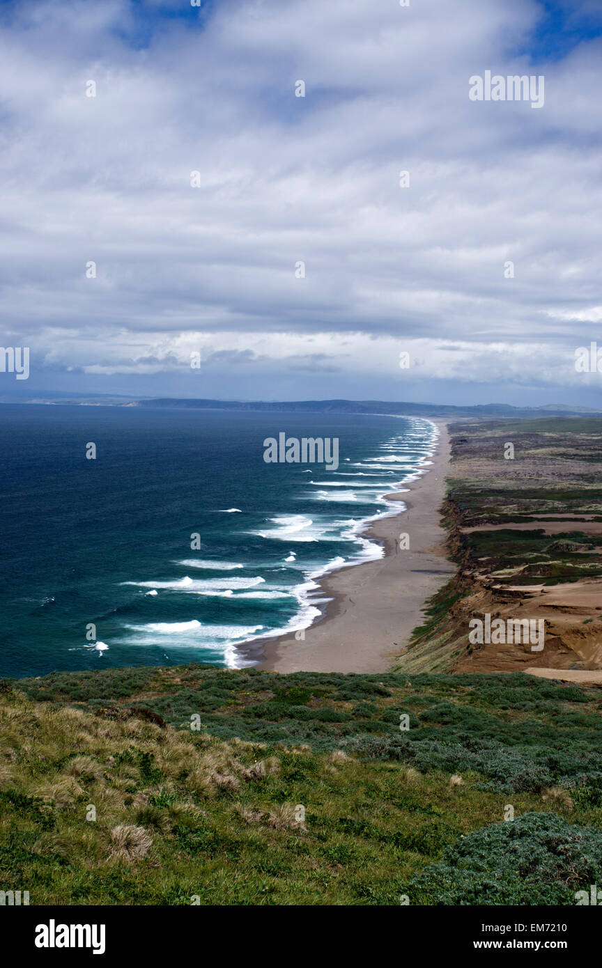 Waves and coastline of Point Reyes National Seashore Stock Photo
