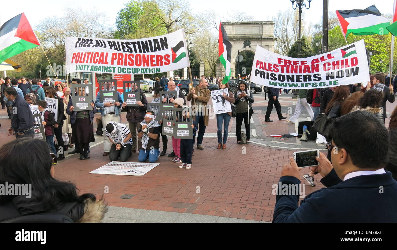 Irish palestinian solidarity campaign hi-res stock photography and