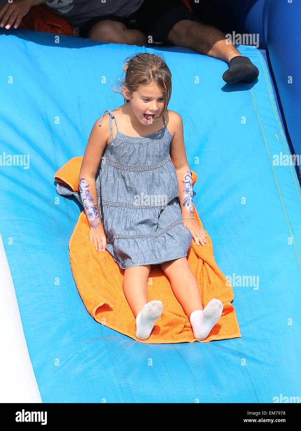 Jessica Alba visits Mr. Bones Pumpkin Patch with her daughters Honor