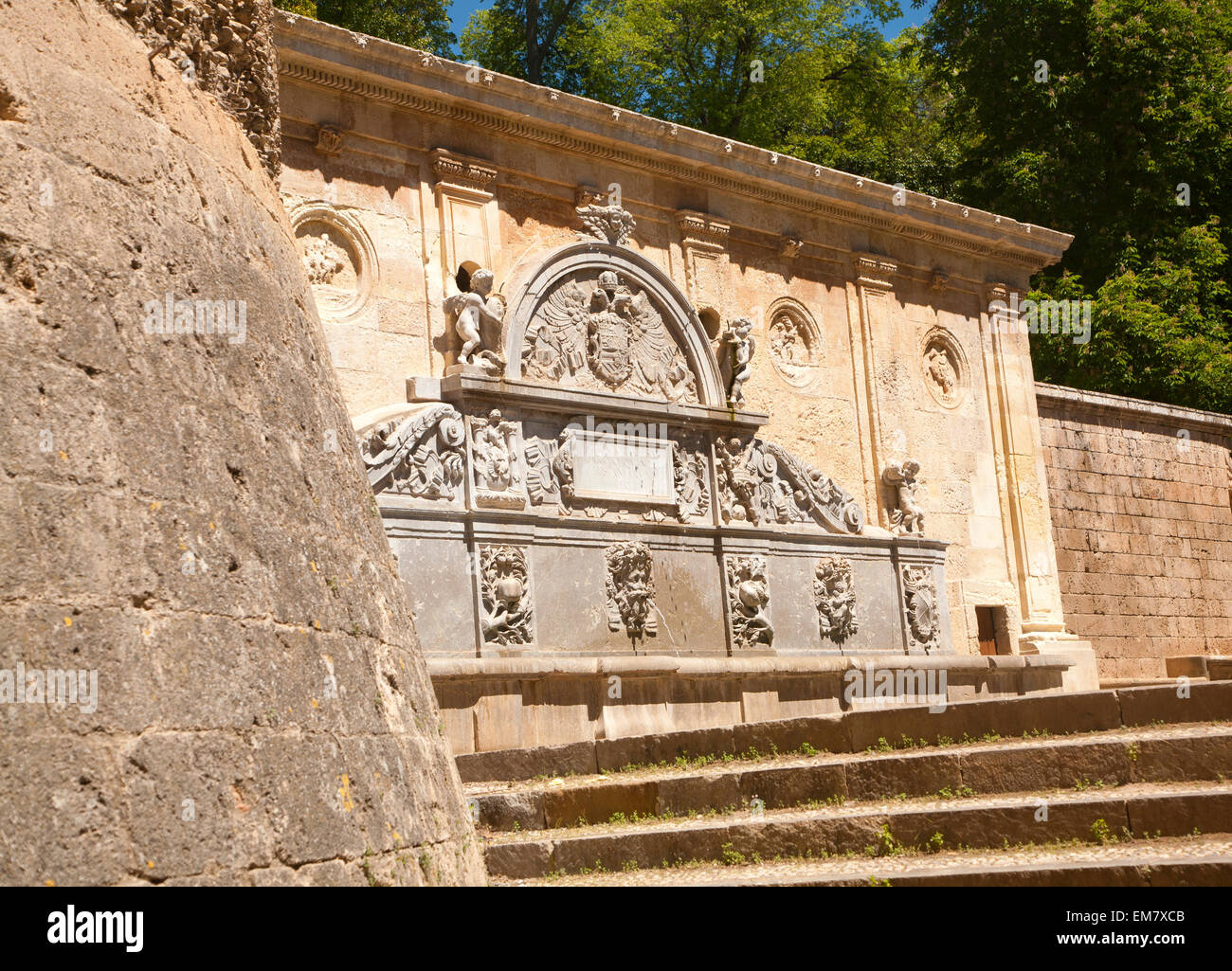Foto de Pilar de Carlos V en Peligros, Granada