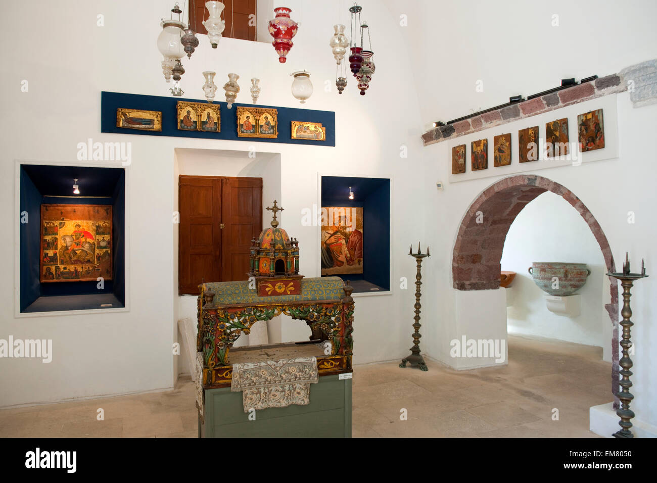 Griechenland, Kykladen, Santorini, Pyrgos, Museum für Ikonen und lithurgische Objekte in der Kapelle Agia Triada Stock Photo