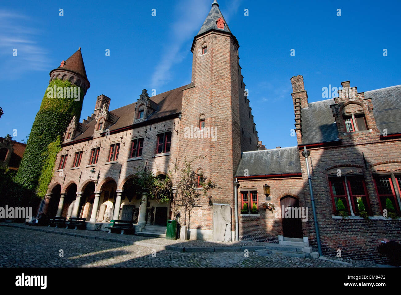 Courtyard of the Gruuthuse museum, Bruges (Brugge), West Flanders, Belgium Stock Photo