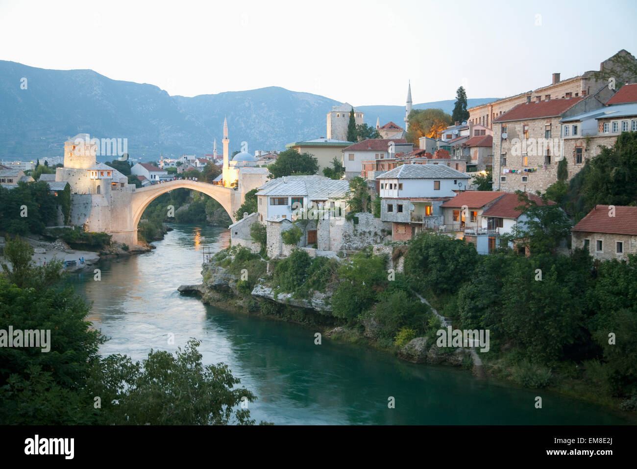 Old Bridge (Stari Most) Over The Neretva River At Dusk, Mostar, Herzegovina-Neretva, Bosnia And Herzegovina Stock Photo