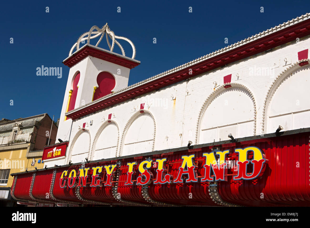 Coney island arcade hi-res stock photography and images - Alamy