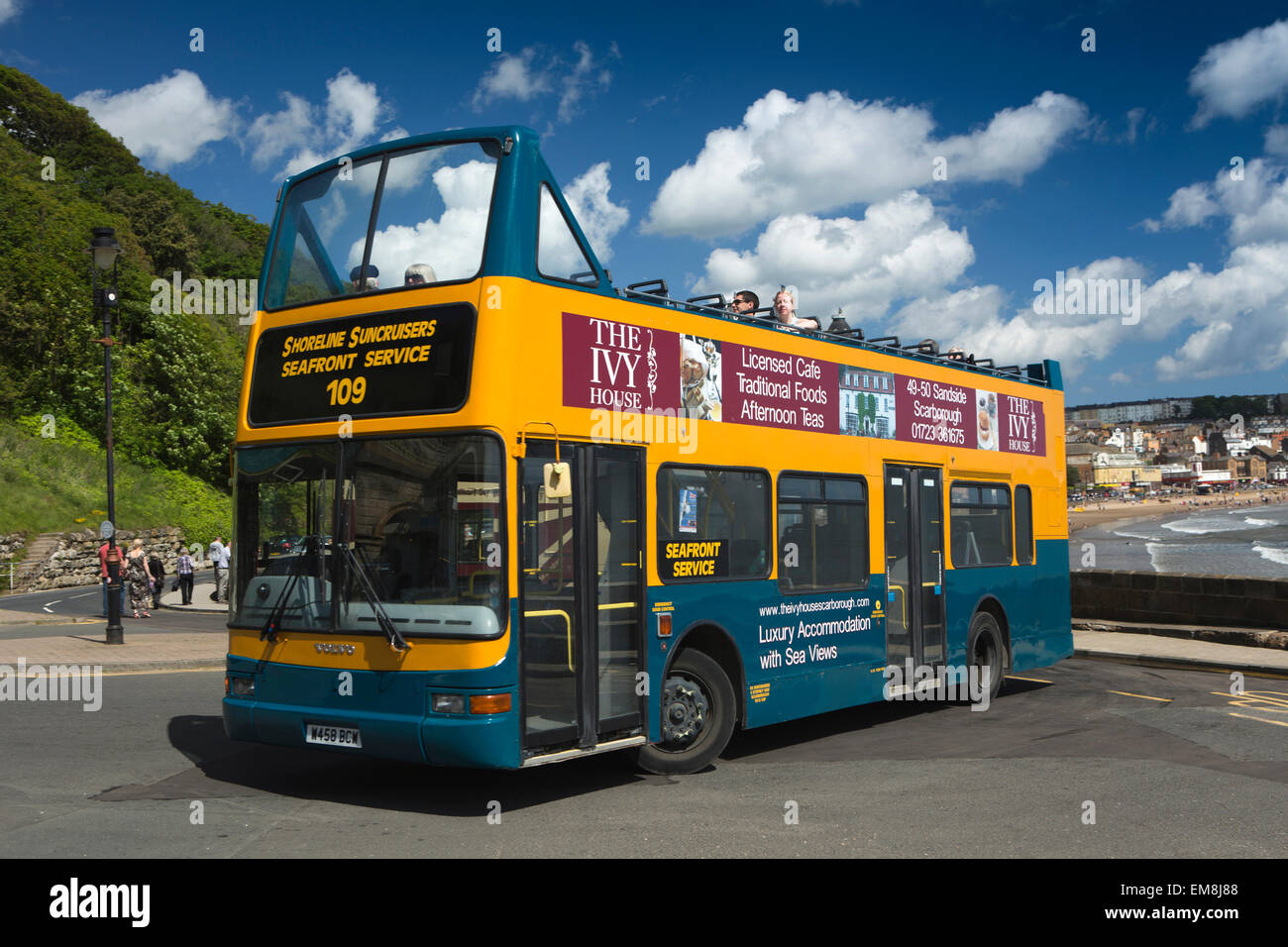 UK, England, Yorkshire, Scarborough, Shoreline Suncruisers seafront service open top sightseeing bus Stock Photo