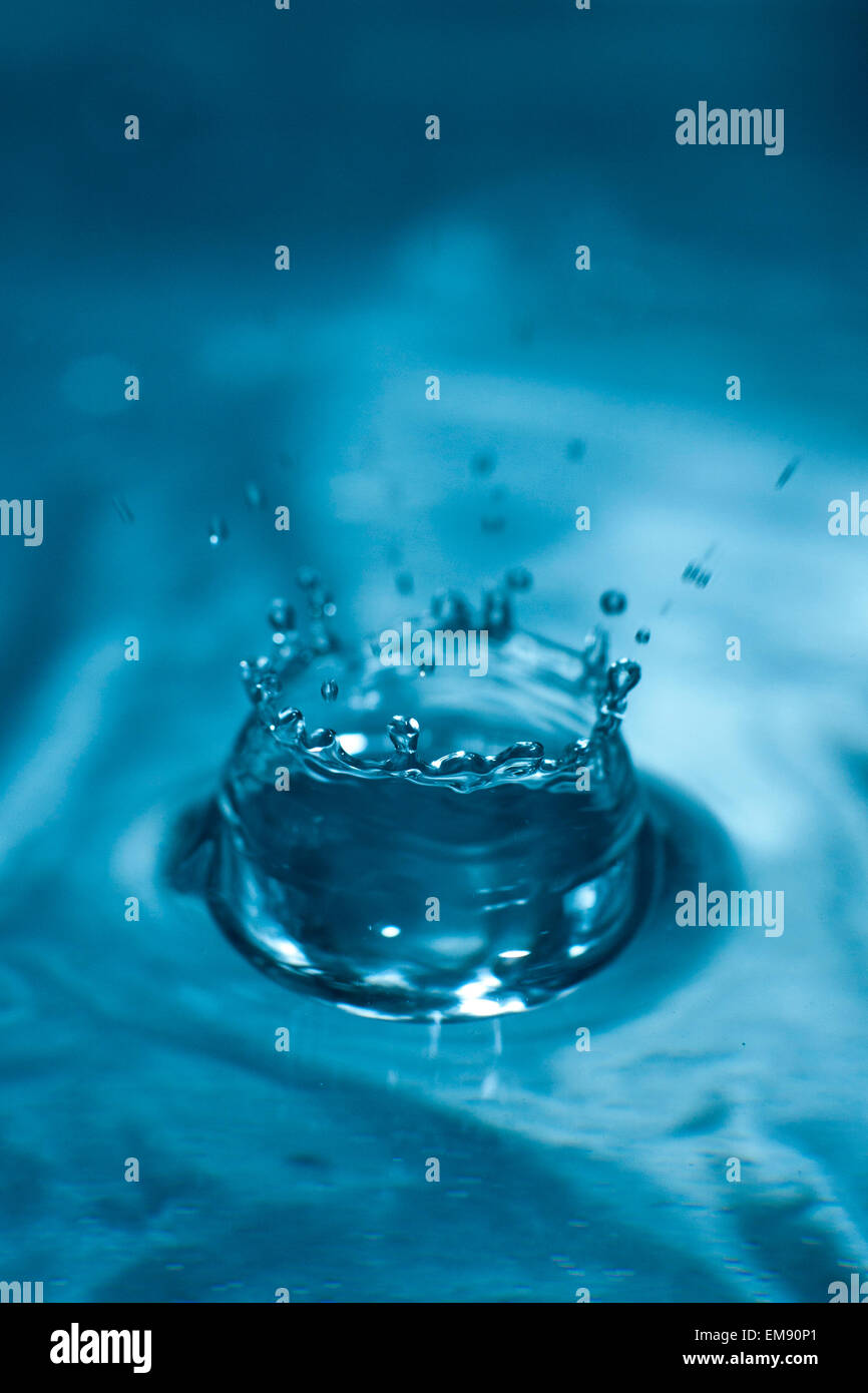 Monochrome water splash hi-res stock photography and images - Alamy