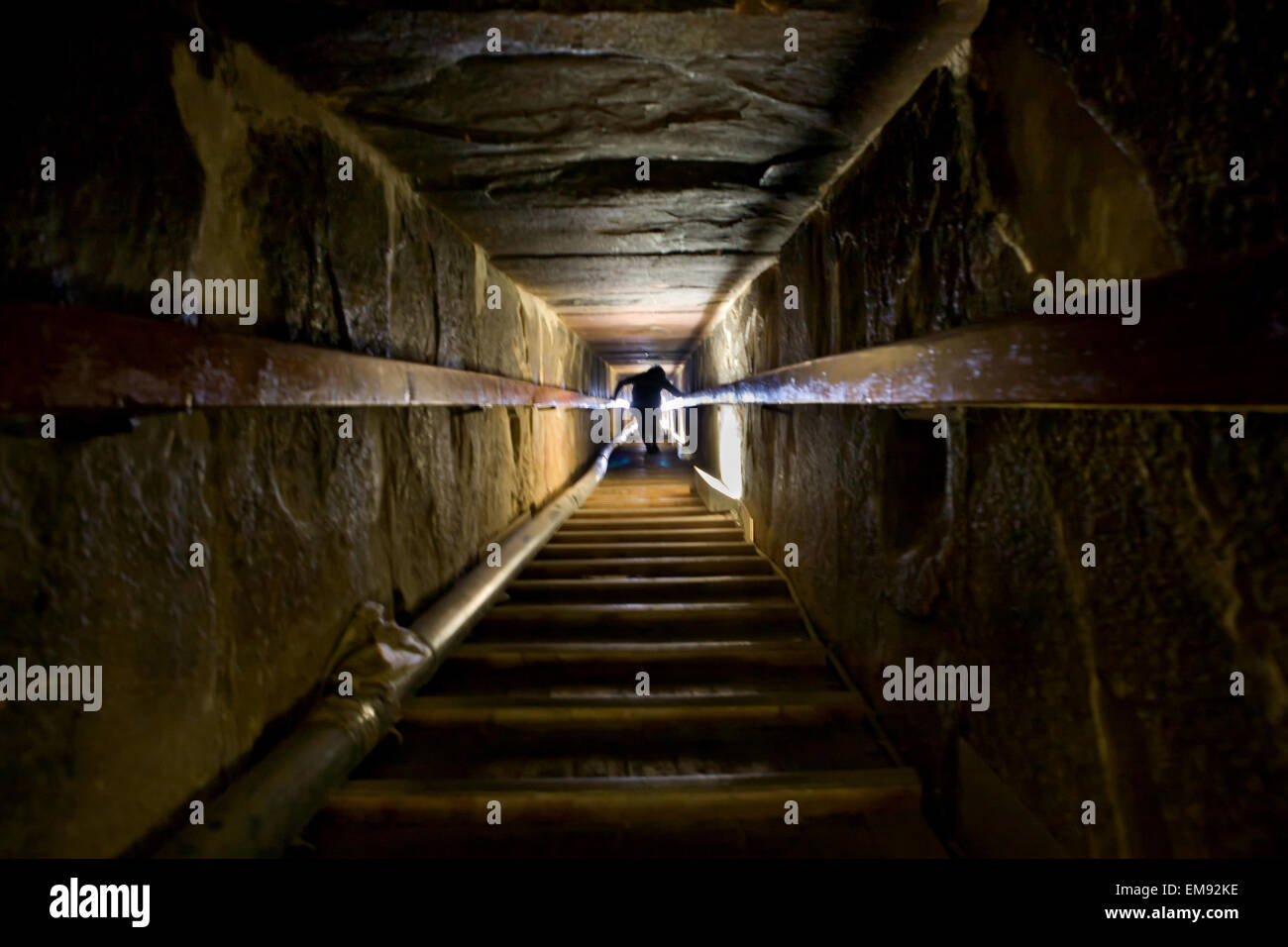 Red Pyramid downstairs corridor. The largest of the three major ...
