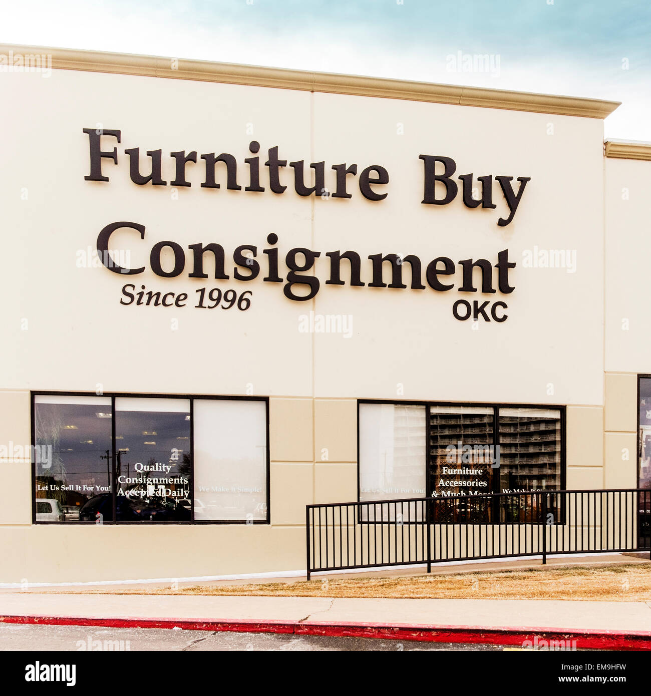 Consignment store hi-res stock photography and images - Alamy