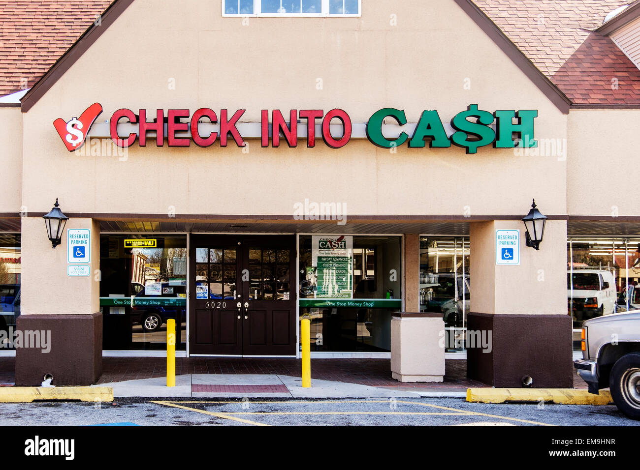 Money mart hi-res stock photography and images - Alamy