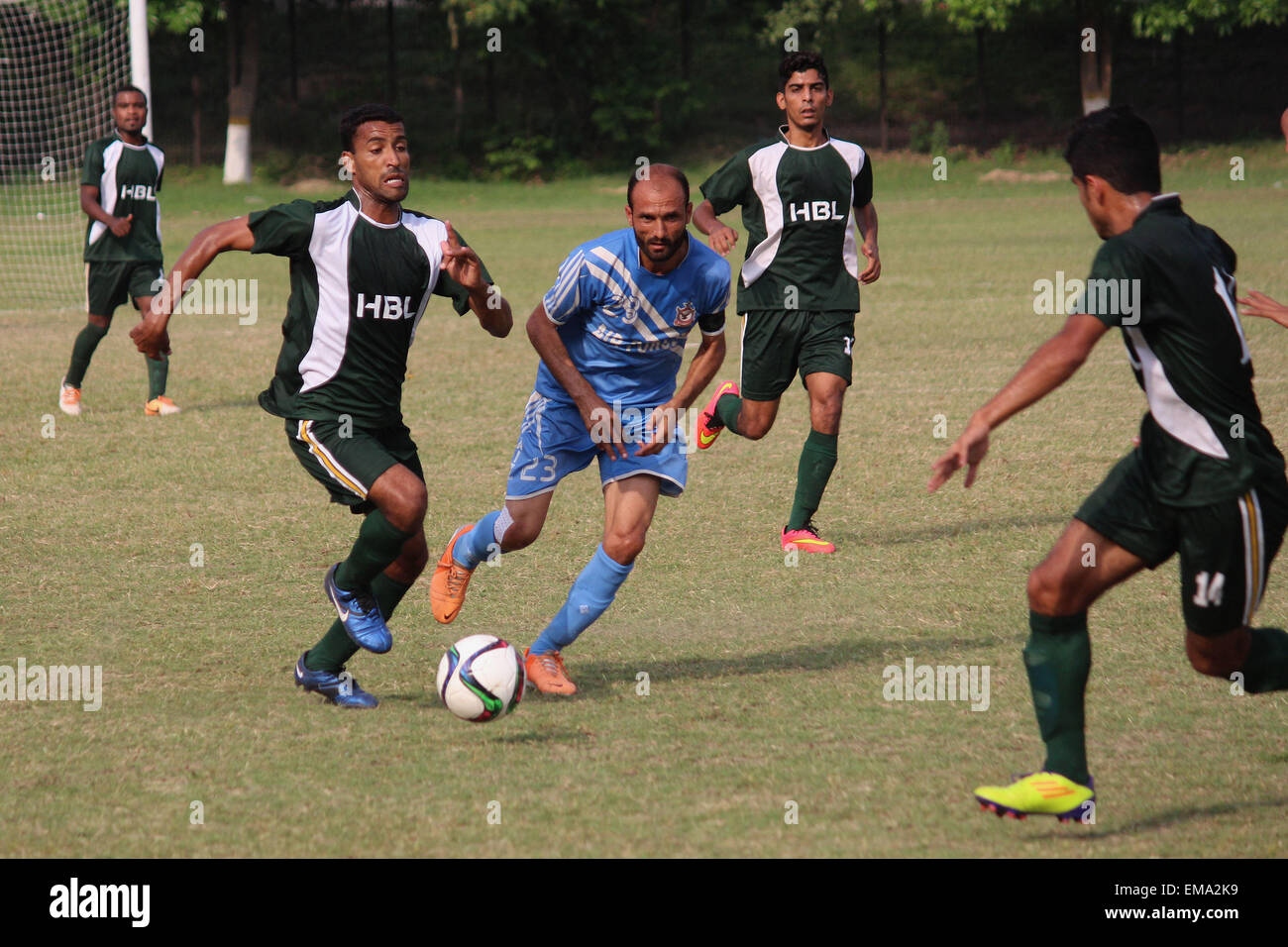 Lahore, Pakistan. 17th Apr, 2015. Pakistani players of HBL & PAF ...