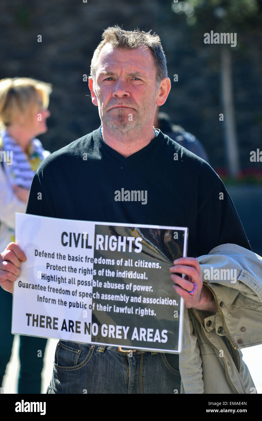 Londonderry, Northern Ireland. 18th April, 2015. A protester at a People Before Profit Alliance (PBPA) rally opposing socioeconomic aspects of the Stormont Executive House Agreement that includes job losses, the dismantling of the public sector and privatisation. Credit:  George Sweeney/Alamy Live News Stock Photo
