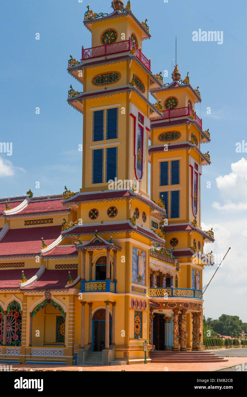 Cao Dai Great Temple Stock Photo - Alamy