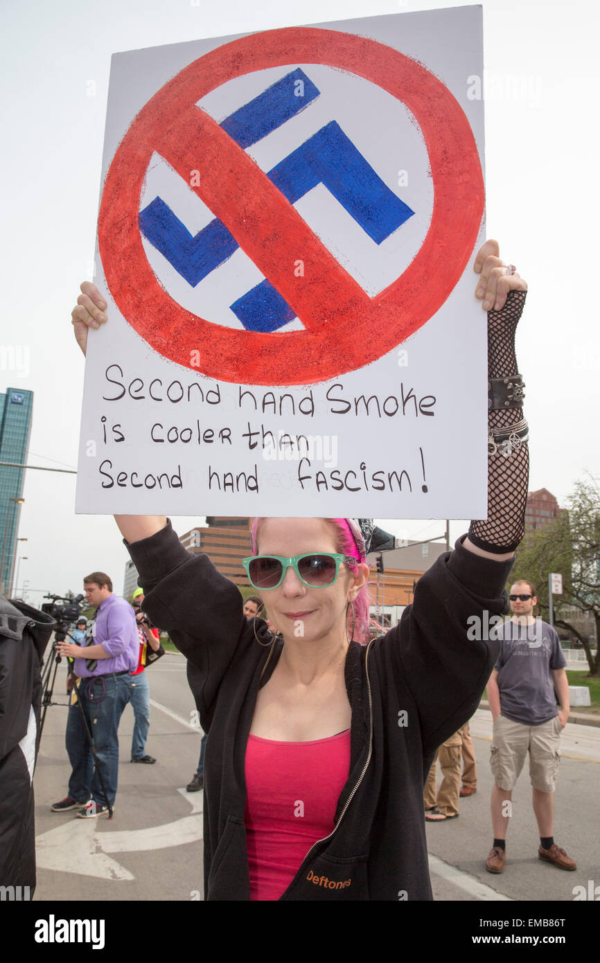 Toledo, Ohio USA - 18 April 2015 - Several hundred people turned out to protest as the neo-Nazi National Socialist Movement held a rally on the steps of the government office building. Credit:  Jim West/Alamy Live News Stock Photo