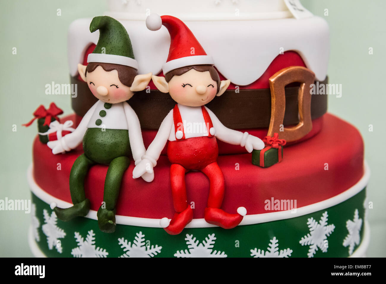 Christmas Cake On A Stand During The International Chocolate And Stock Photo Alamy