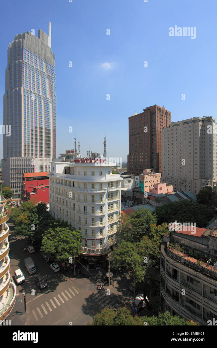 Vietnam, Ho Chi Minh City, Saigon, District 1, street scene, skyscraper