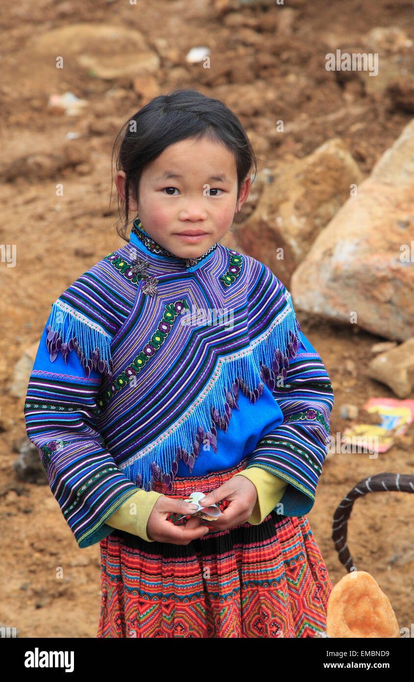 Vietnam, Lao Cai Province, Can Cau, hilltribe people, young girl, blue hmong, Stock Photo