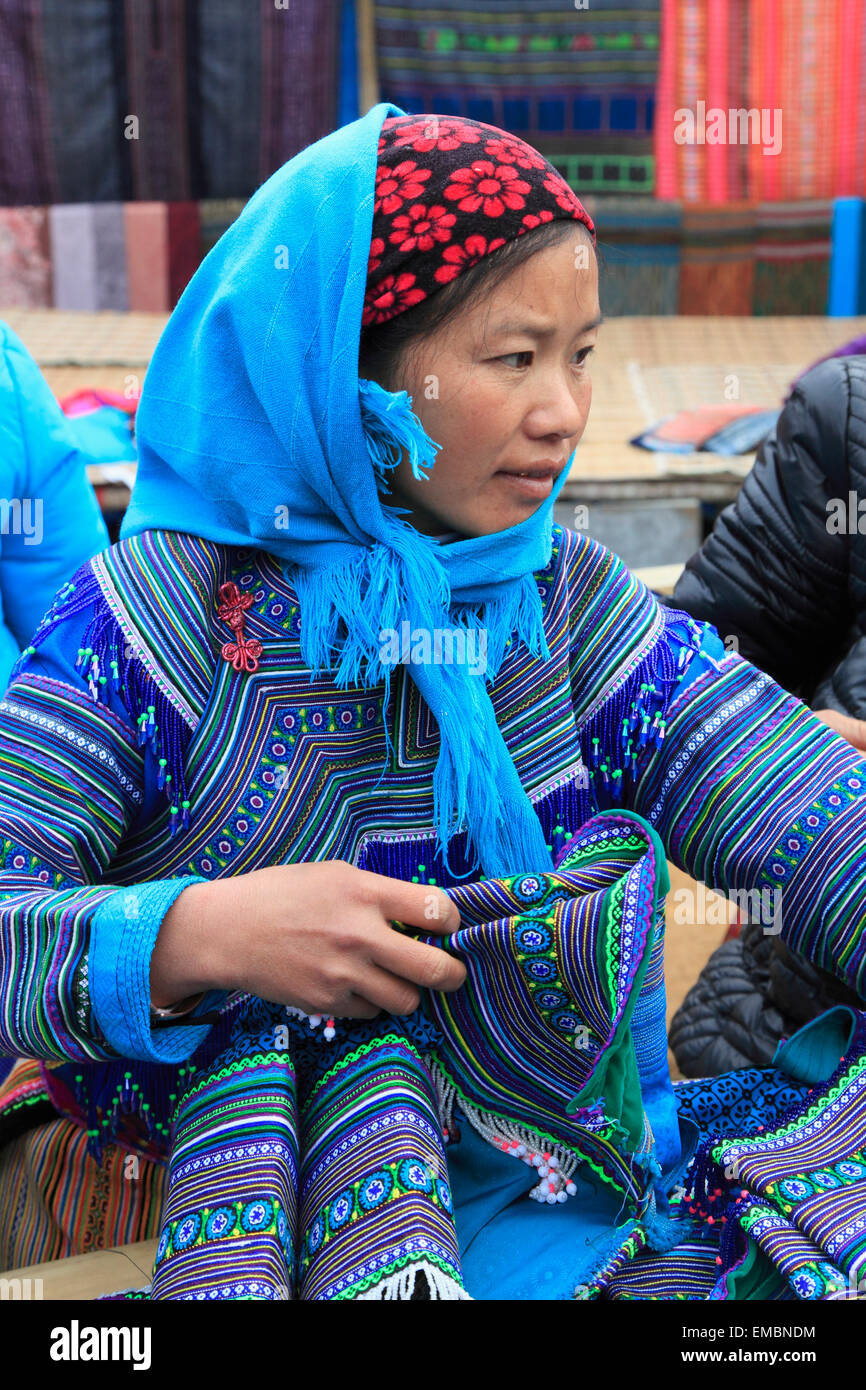 Vietnam, Lao Cai Province, Can Cau, market, hill tribes people, woman, hmong, Stock Photo